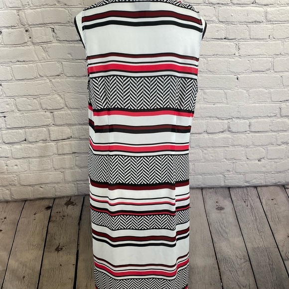 Worthington Tunic Top Geometric Medium - Picture 5 of 9